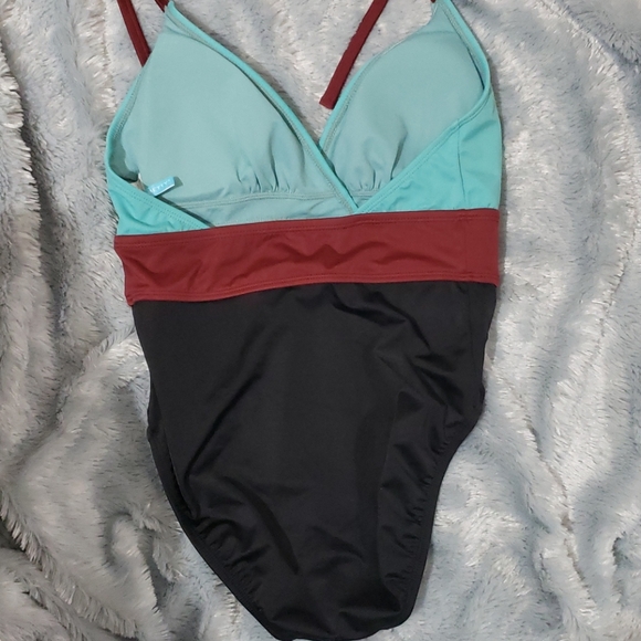 Beach Betty S one piece swim suit - Picture 6 of 6